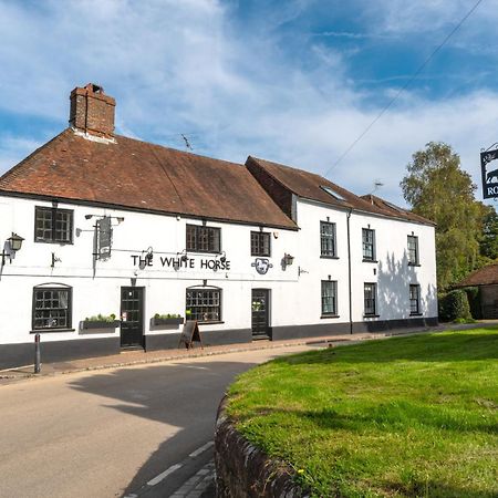 The White Horse, Rogate Hotel Petersfield Exterior photo